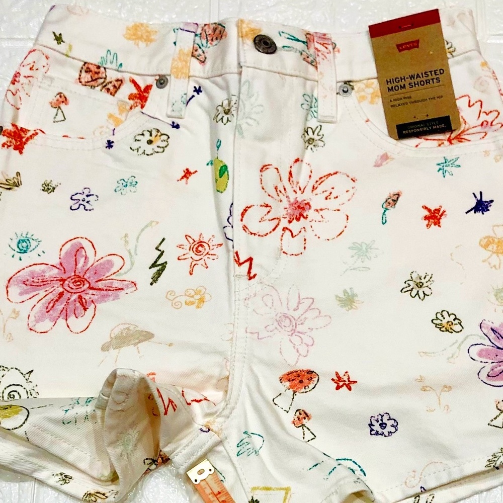 LEVI’S Mom Shorts Comfy Denim Jean High Rise Floral Doodle Print Size 24